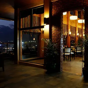 **** Otel Park Tower Filipinler