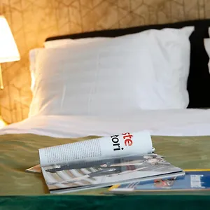 https://grand-phillip-cismigiu-park-downtown-bucharest.bucharesthotelsnow.com