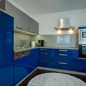 Carin Deluxe I Appartamento
