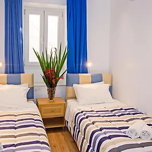 https://pension-kalogera.hotels-in-mykonosisland.net