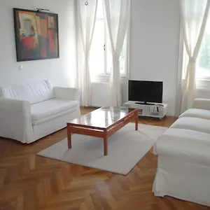 Apartment Kunsthaus, Vienna
