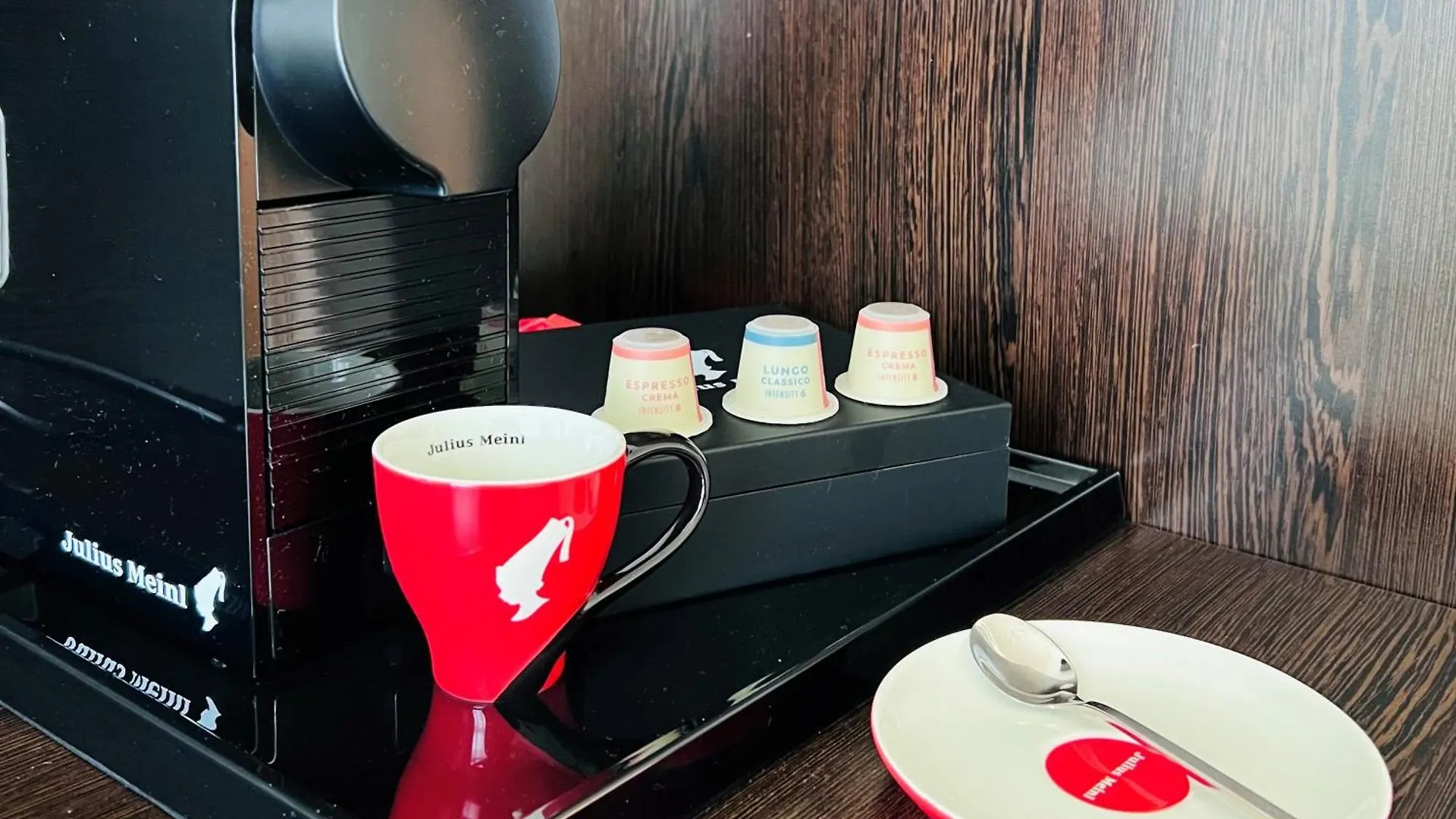 维也纳雷纳斯酒店 酒店
